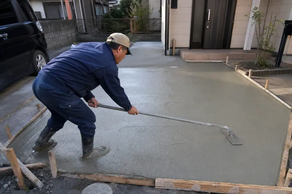 立川市 K様邸 駐車場の拡張とカーポート（1台） 2