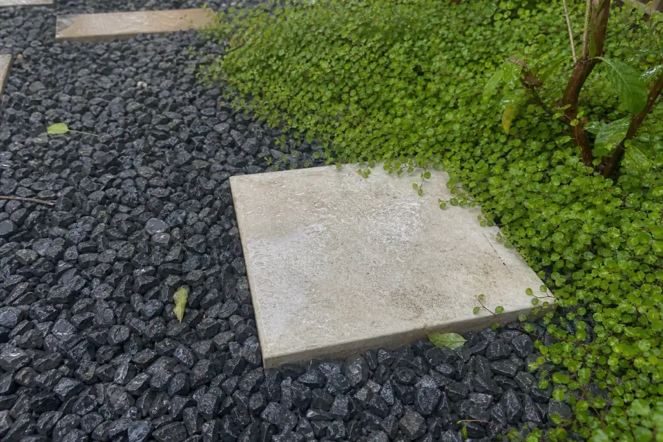 立川市 H様邸 新築外構（駐車場2台・門柱・フェンス）