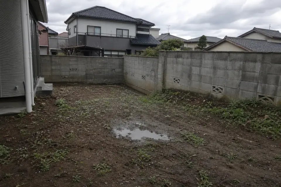 国分寺市 Y様邸 裏庭の人工芝とウッドデッキ 2